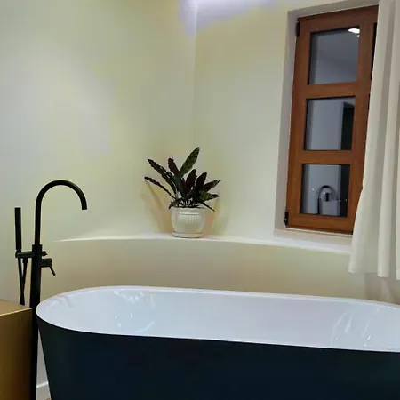 Palorto ジロカストラ