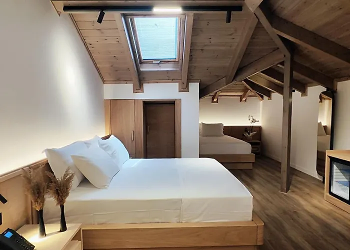 酒店 Palorto Gjirokastër