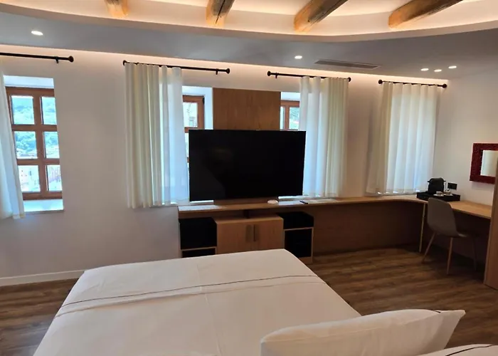 Palorto 4* Gjirokastër